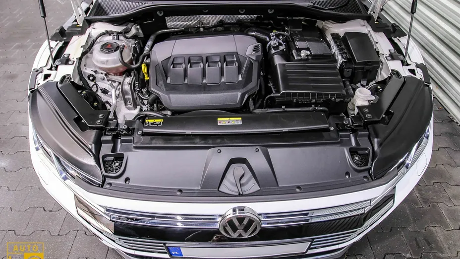 VOLKSWAGEN Arteon -