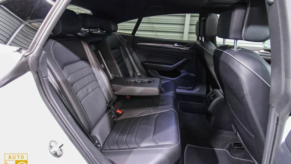 VOLKSWAGEN Arteon -