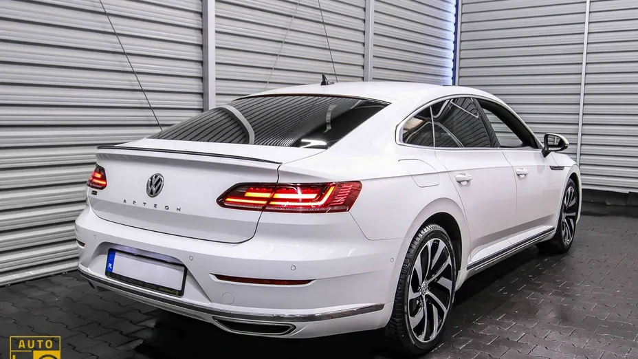 VOLKSWAGEN Arteon -