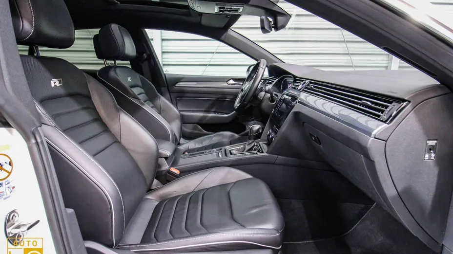 VOLKSWAGEN Arteon -