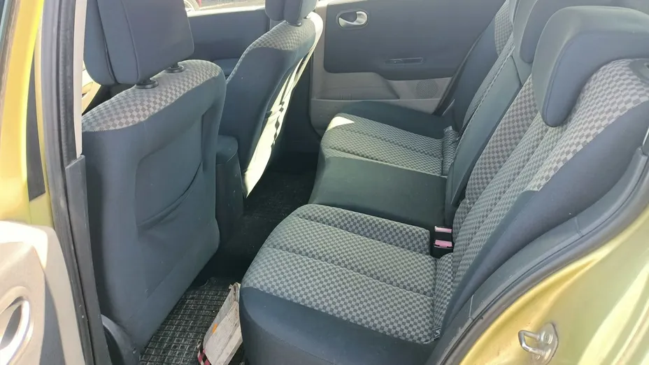 RENAULT Megane -