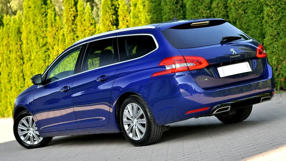 PEUGEOT 308 -
