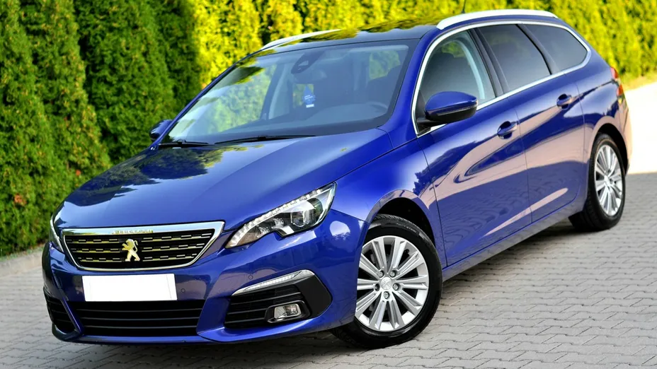PEUGEOT 308 -