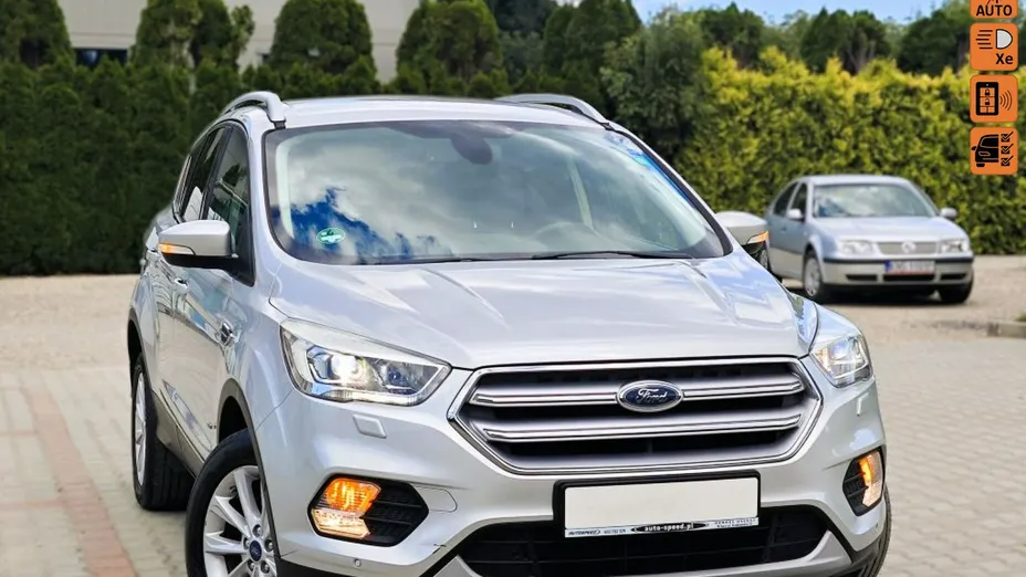 FORD Kuga -