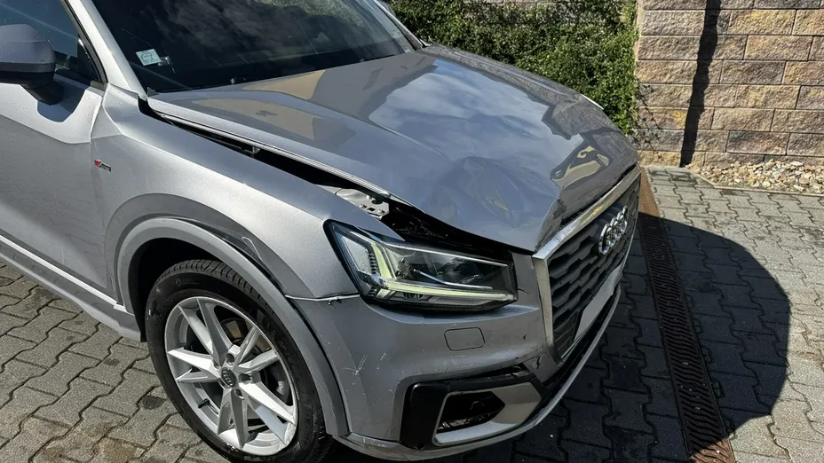 AUDI Q2 -