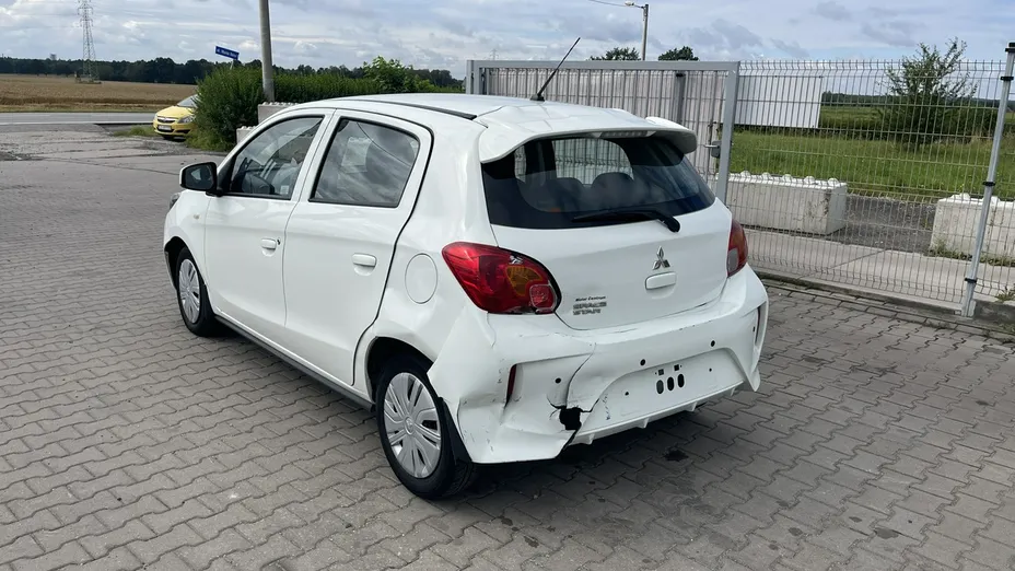 MITSUBISHI Space Star -