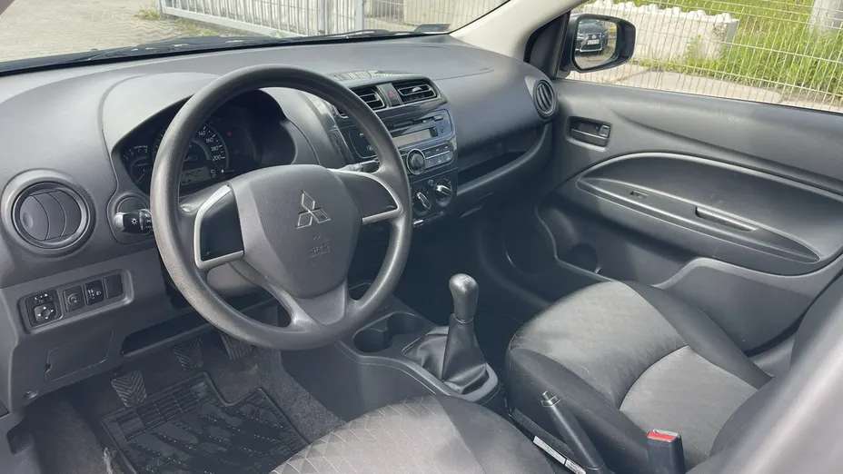 MITSUBISHI Space Star -