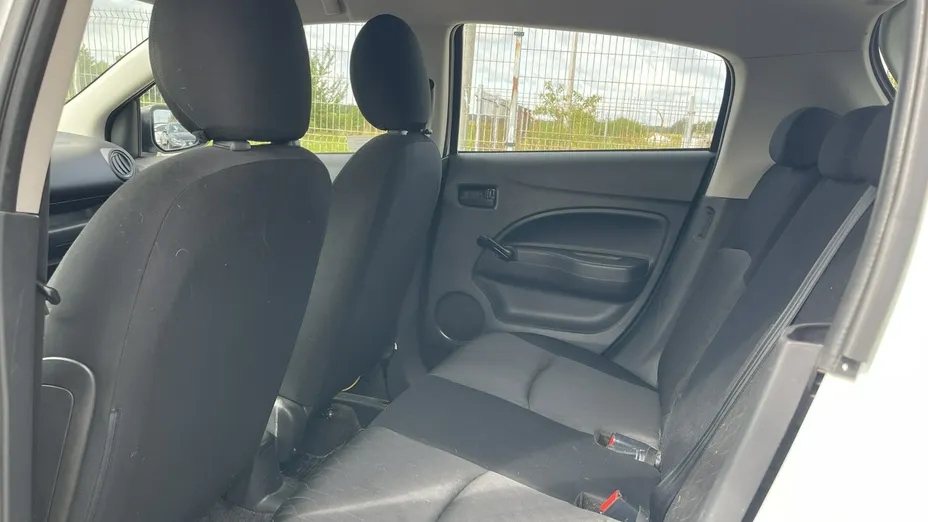 MITSUBISHI Space Star -