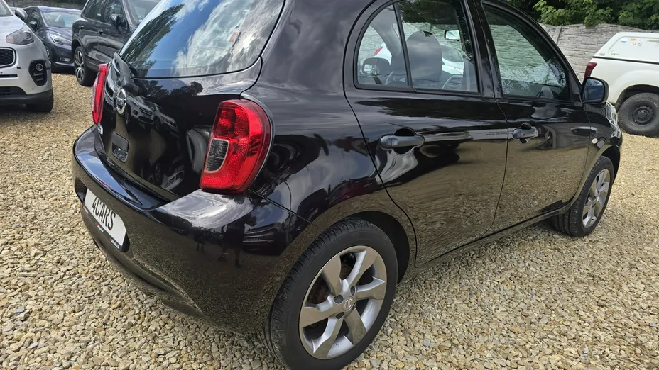 NISSAN Micra -
