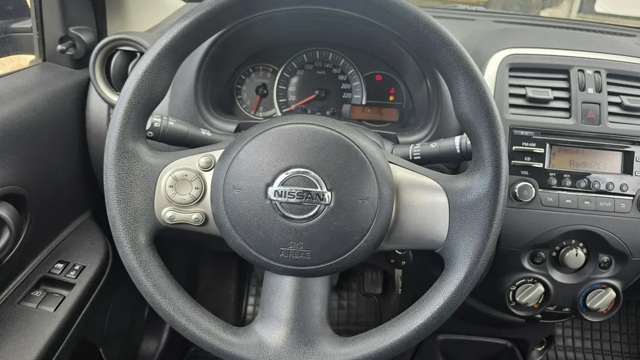 NISSAN Micra -