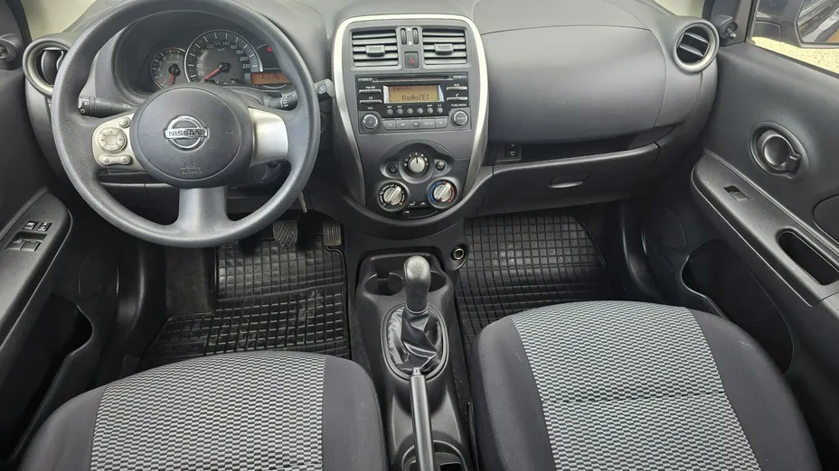 NISSAN Micra -