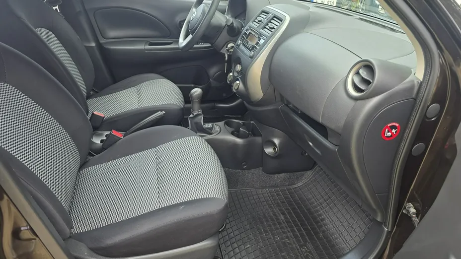 NISSAN Micra -