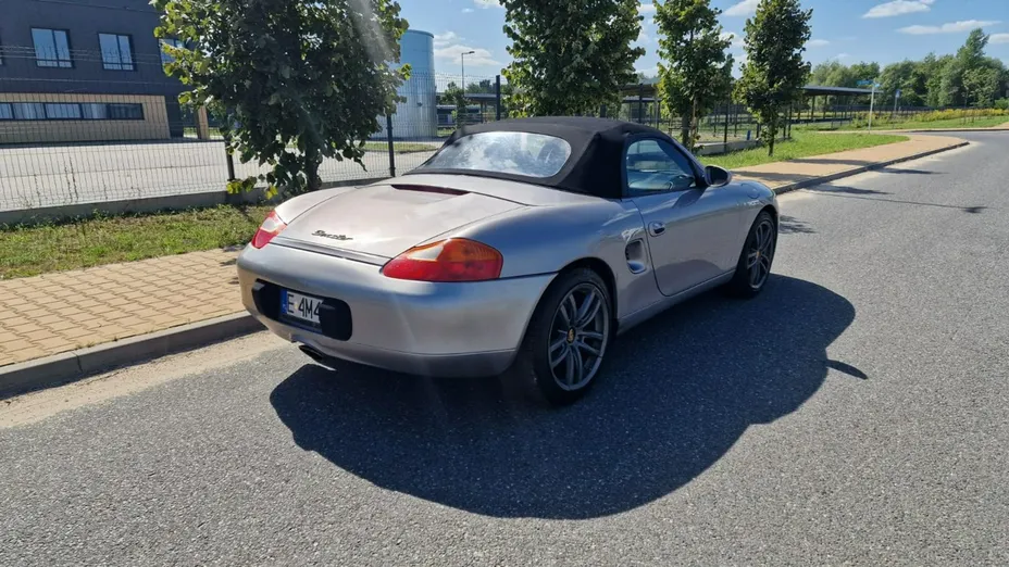 PORSCHE Boxster -