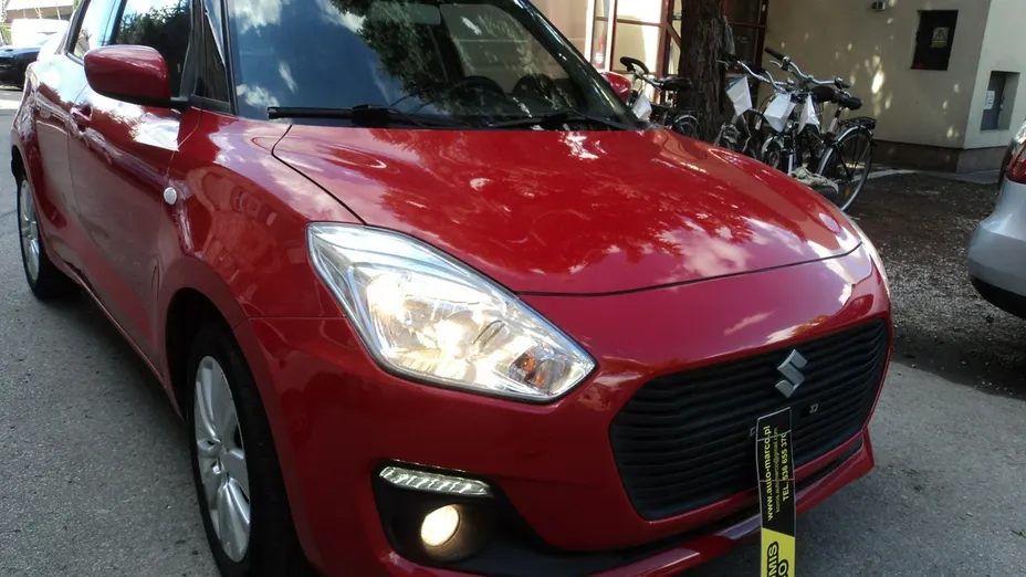 SUZUKI Swift -