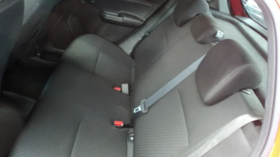 SUZUKI Swift -
