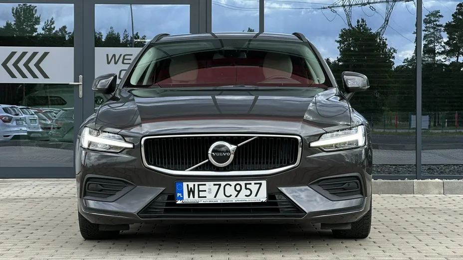 VOLVO V60 -