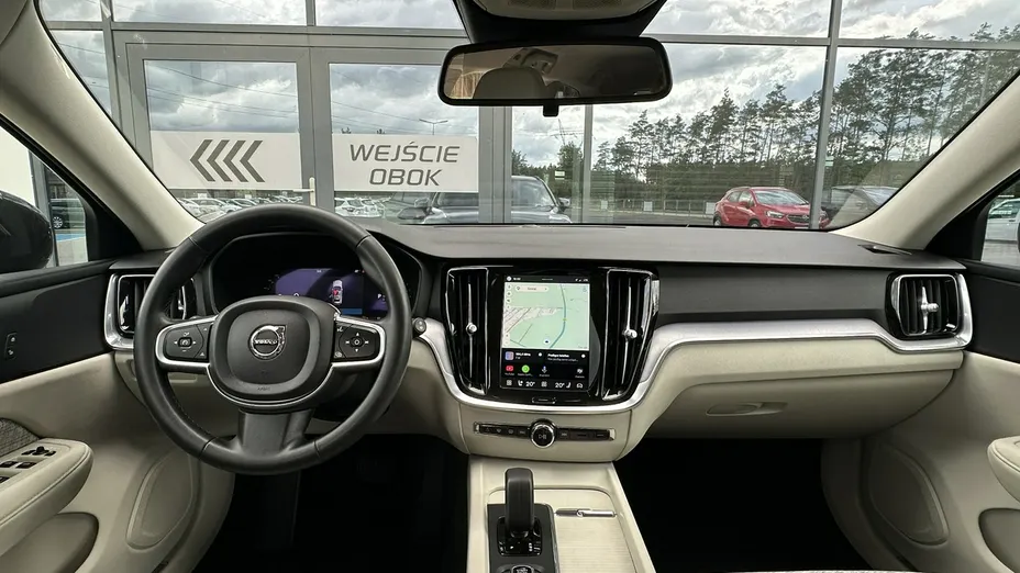 VOLVO V60 -