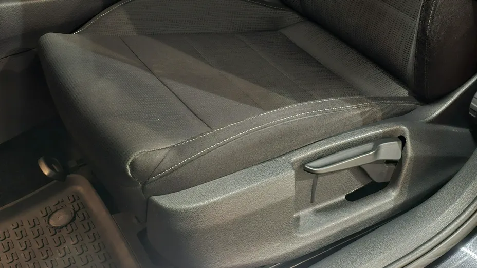 SKODA Superb -