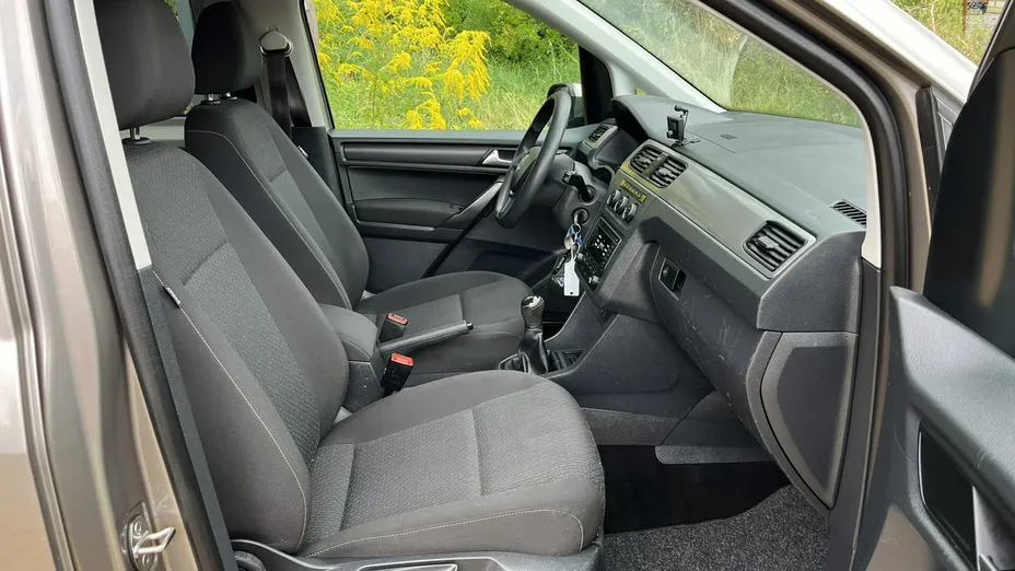 VOLKSWAGEN Caddy -