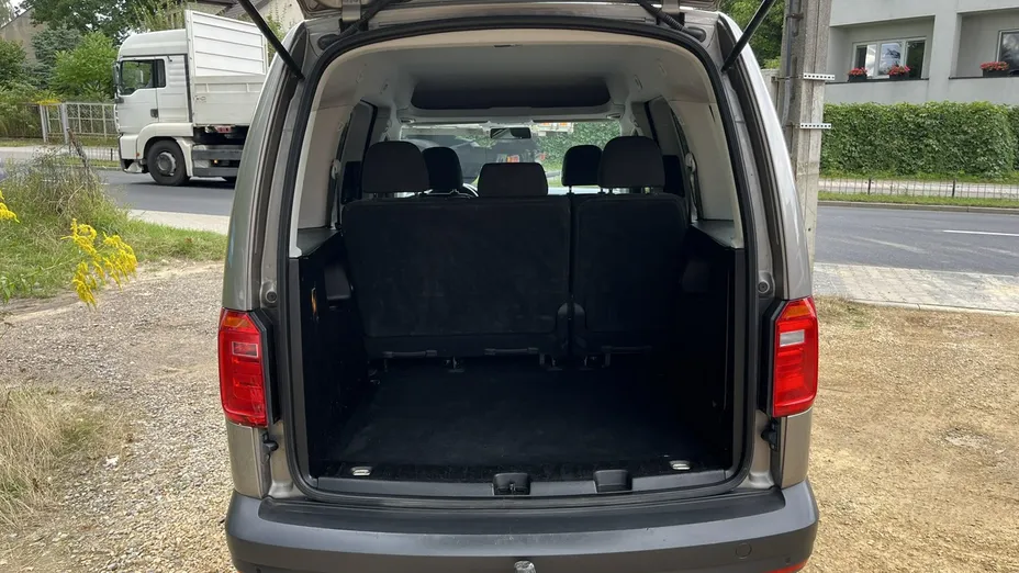 VOLKSWAGEN Caddy -
