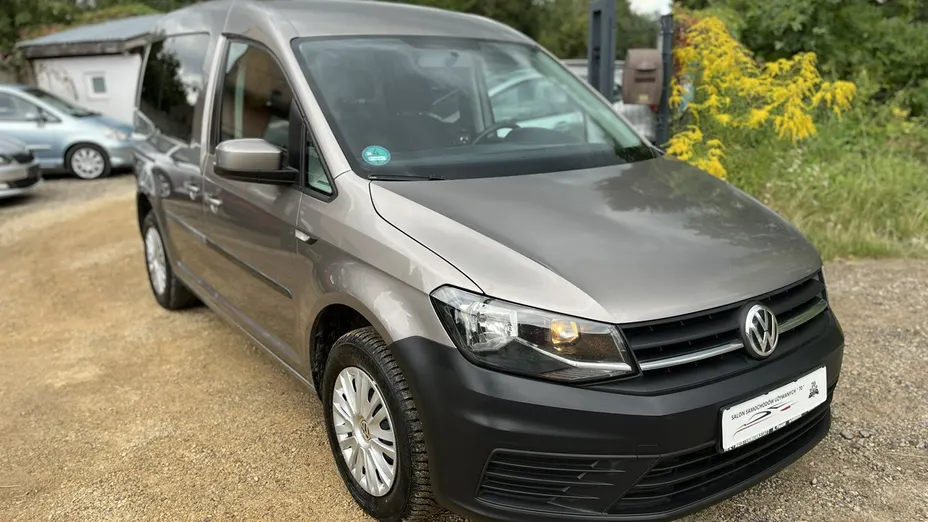 VOLKSWAGEN Caddy -