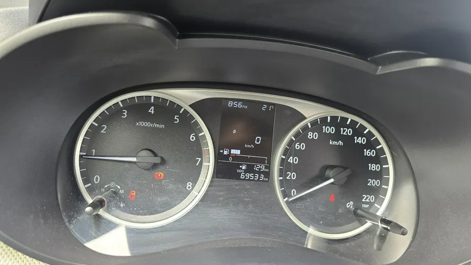 NISSAN Micra -
