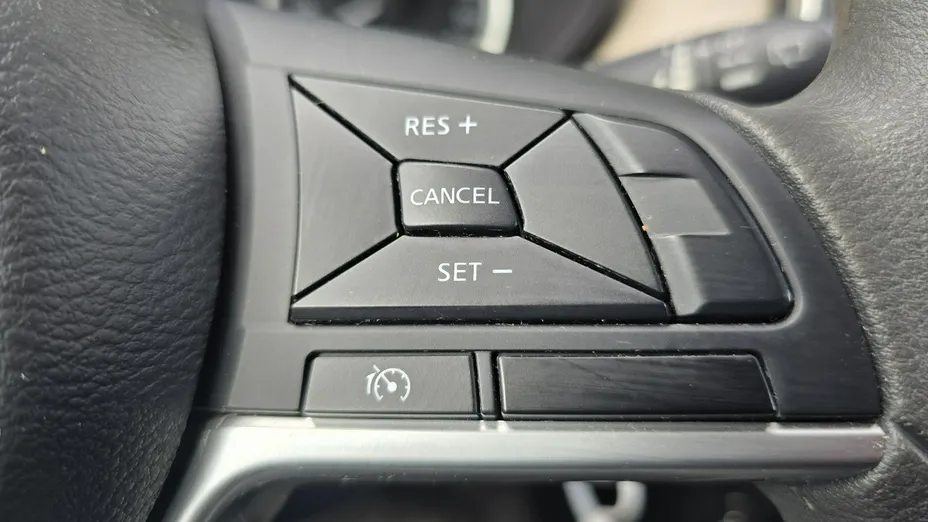 NISSAN Micra -