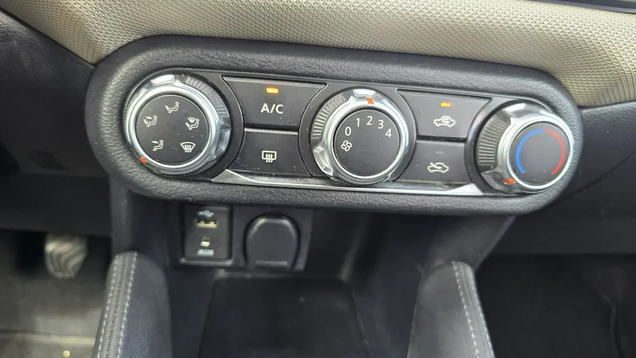 NISSAN Micra -