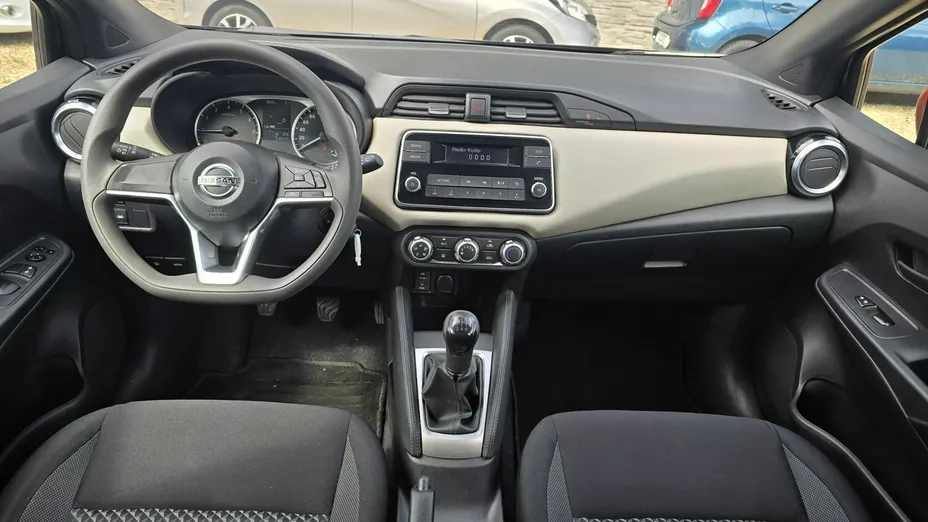 NISSAN Micra -