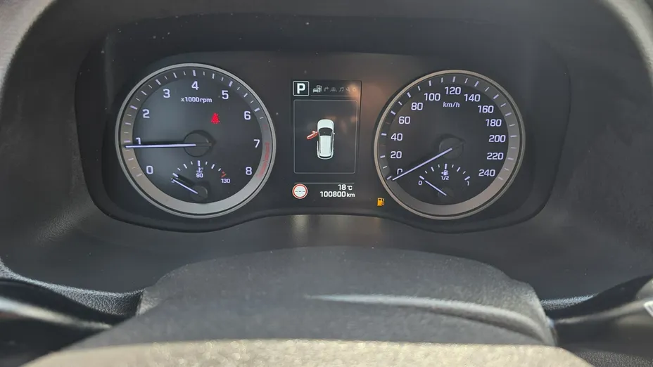 HYUNDAI Tucson -