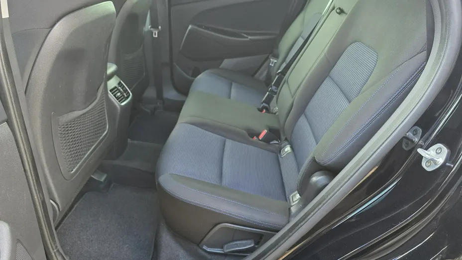 HYUNDAI Tucson -