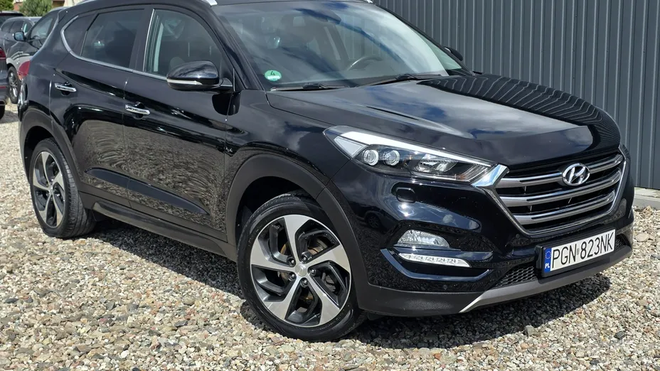 HYUNDAI Tucson -