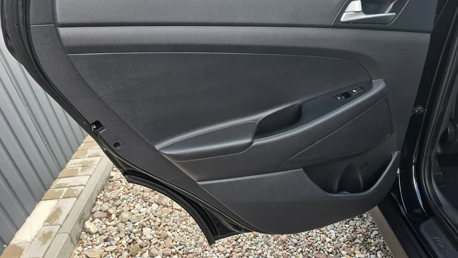 HYUNDAI Tucson -