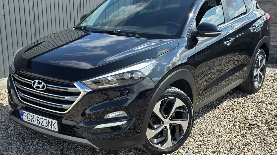 HYUNDAI Tucson -