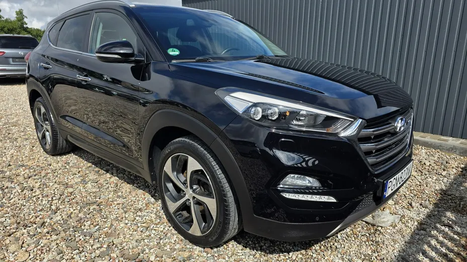 HYUNDAI Tucson -