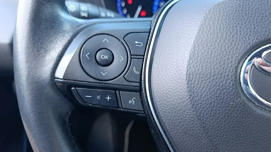 TOYOTA Corolla -