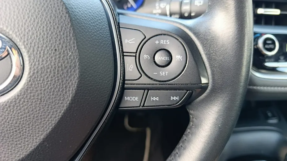 TOYOTA Corolla -