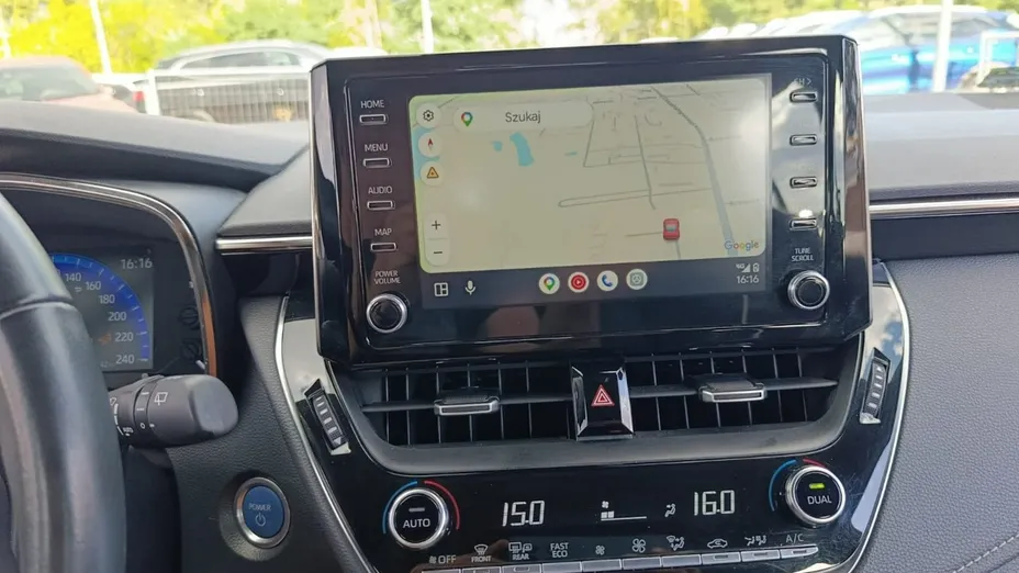 TOYOTA Corolla -