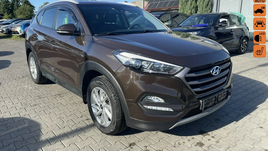 HYUNDAI Tucson -