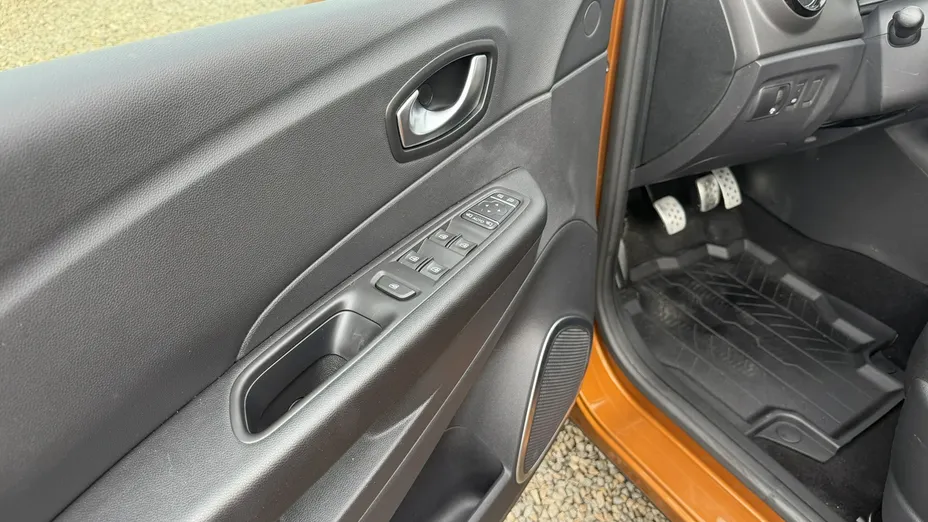 RENAULT Captur -