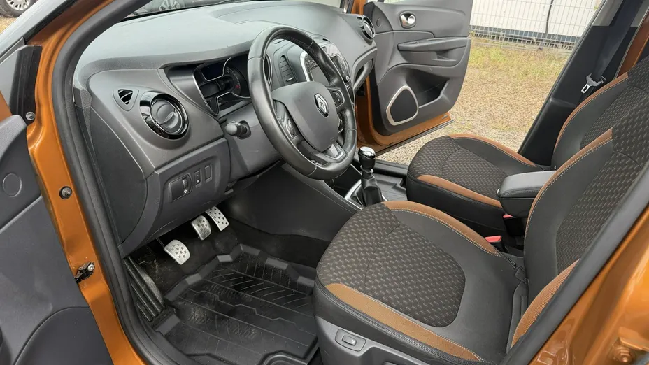 RENAULT Captur -