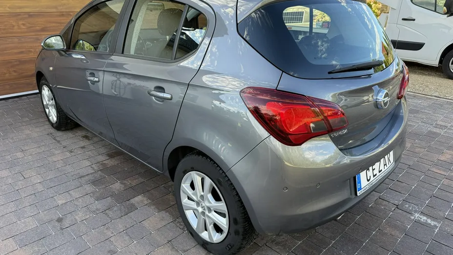 OPEL Corsa -