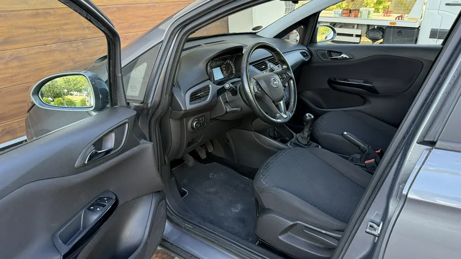 OPEL Corsa -