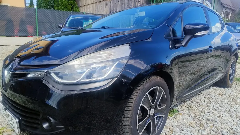 RENAULT Clio -