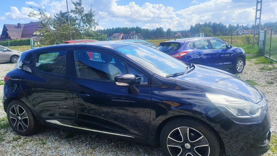 RENAULT Clio -