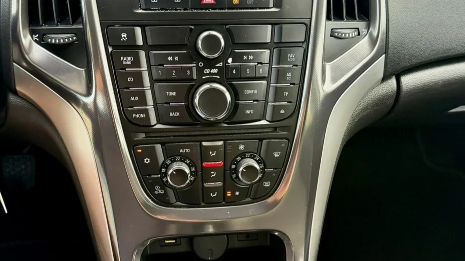 OPEL Astra -