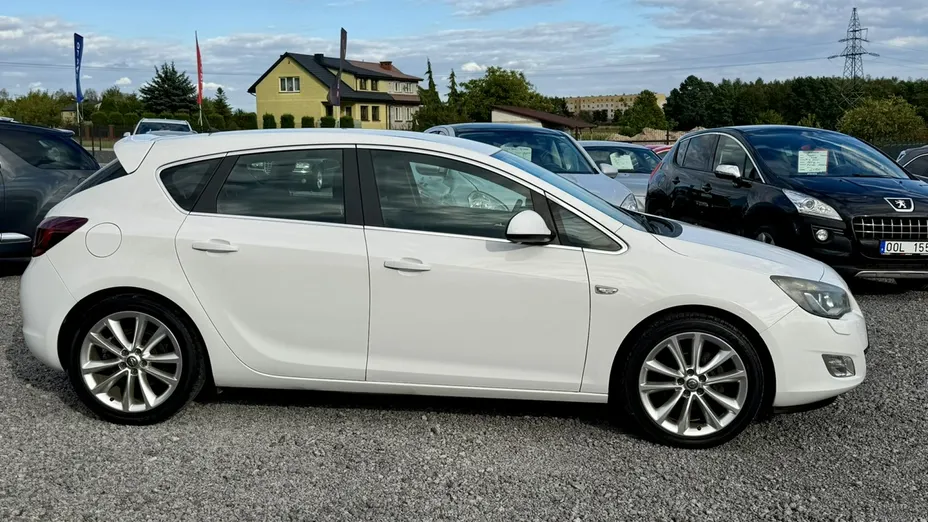 OPEL Astra -