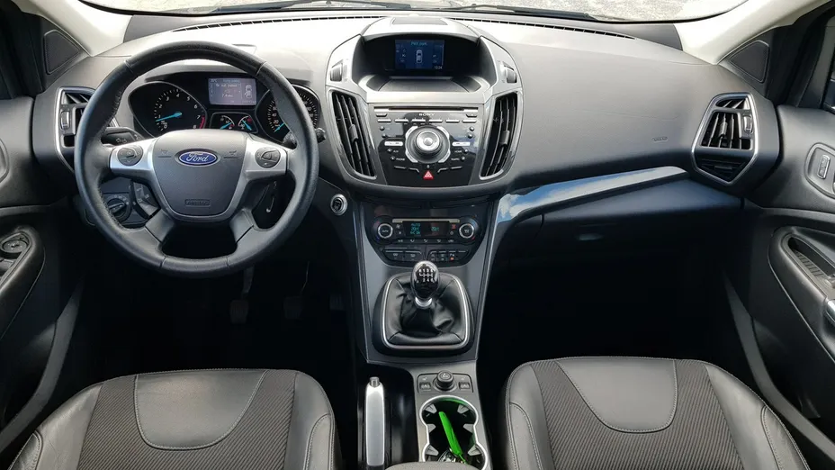 FORD Kuga -