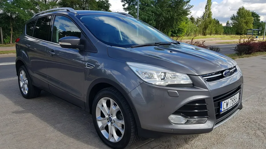 FORD Kuga -