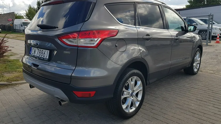 FORD Kuga -